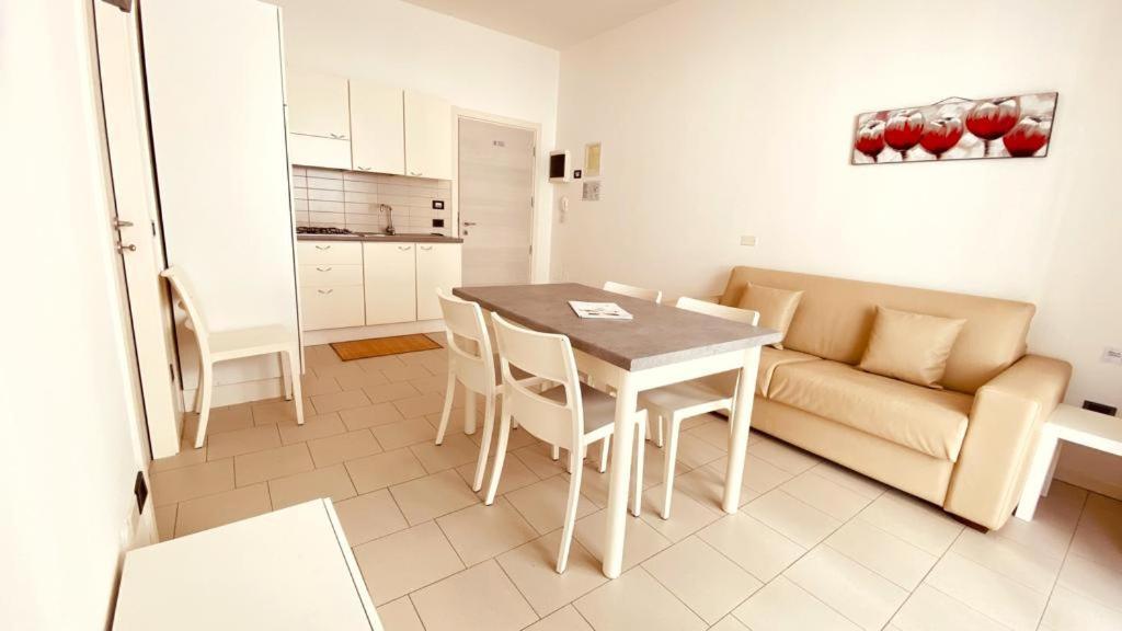Residence Altea Річчоне Екстер'єр фото