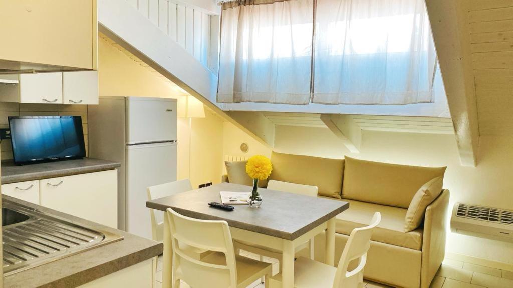 Residence Altea Річчоне Екстер'єр фото